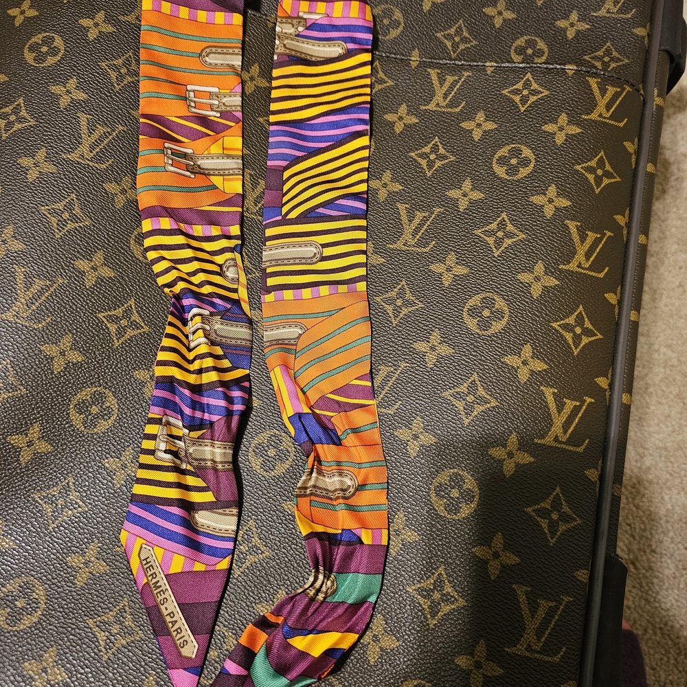 Hermes colorful silk twilly - Picture 2 of 4
